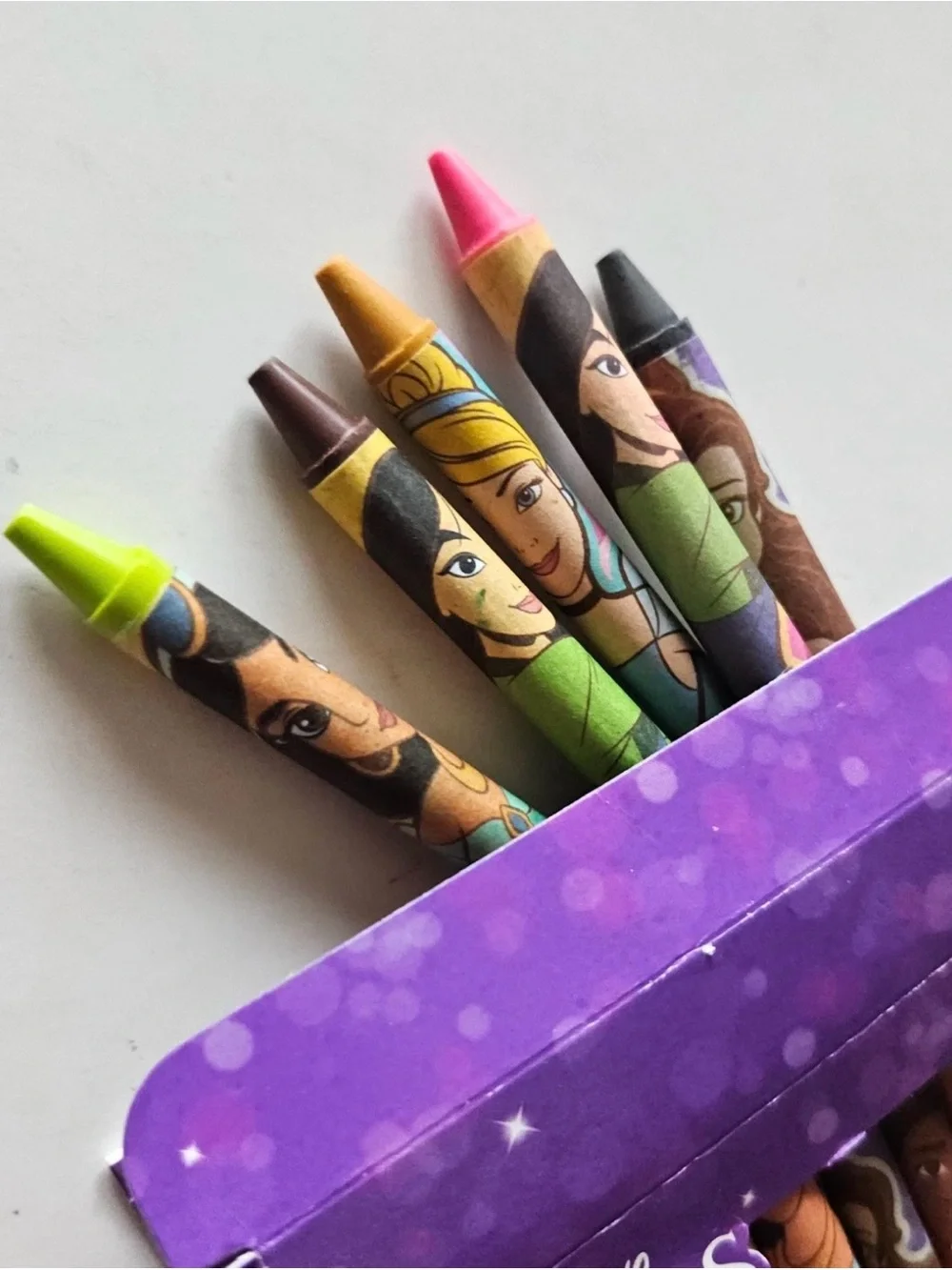 Disney Princess Crayon Pack in Purple Box - 24 Count